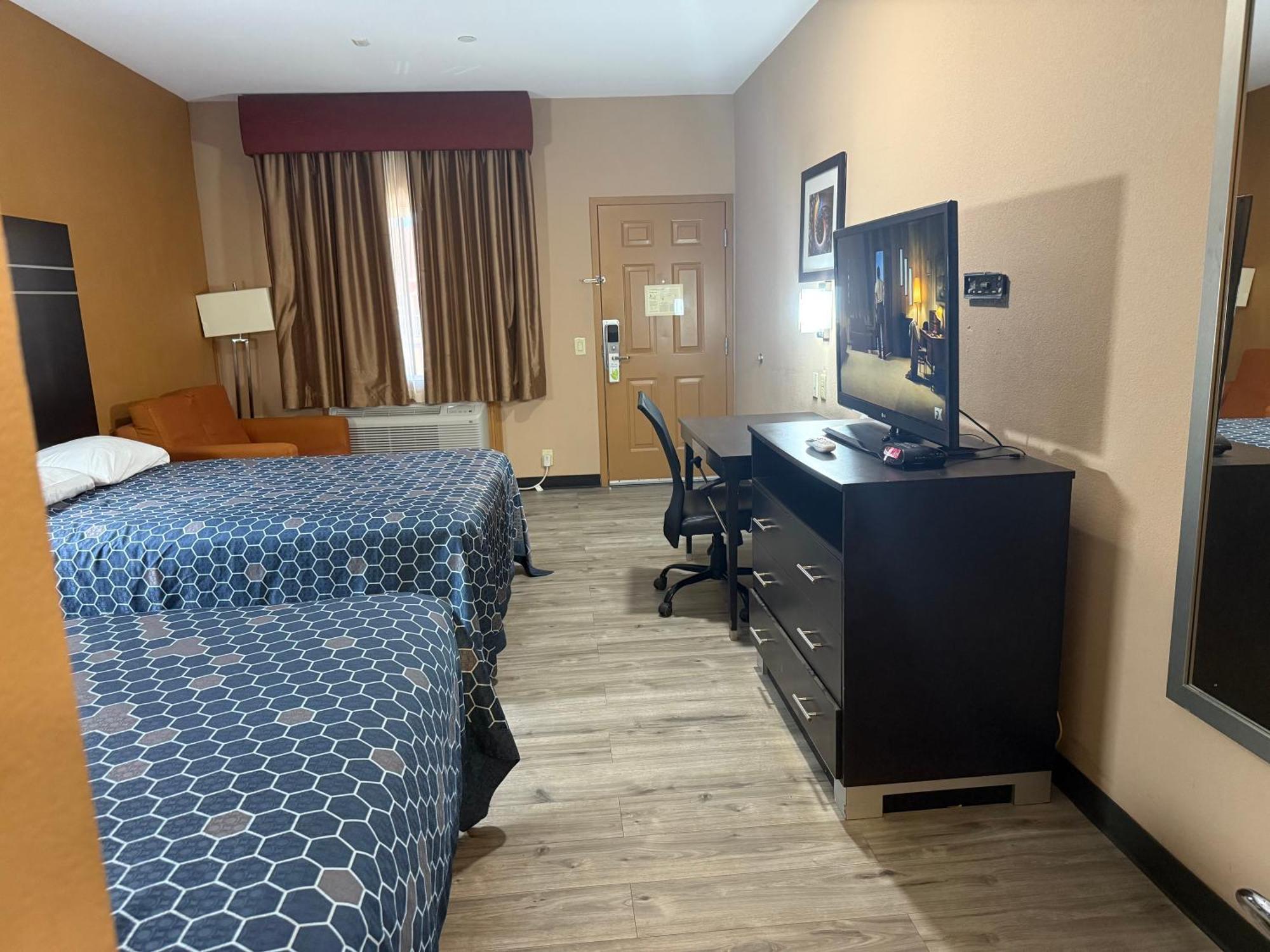 Executive Inn & Suites Floresville Exterior photo