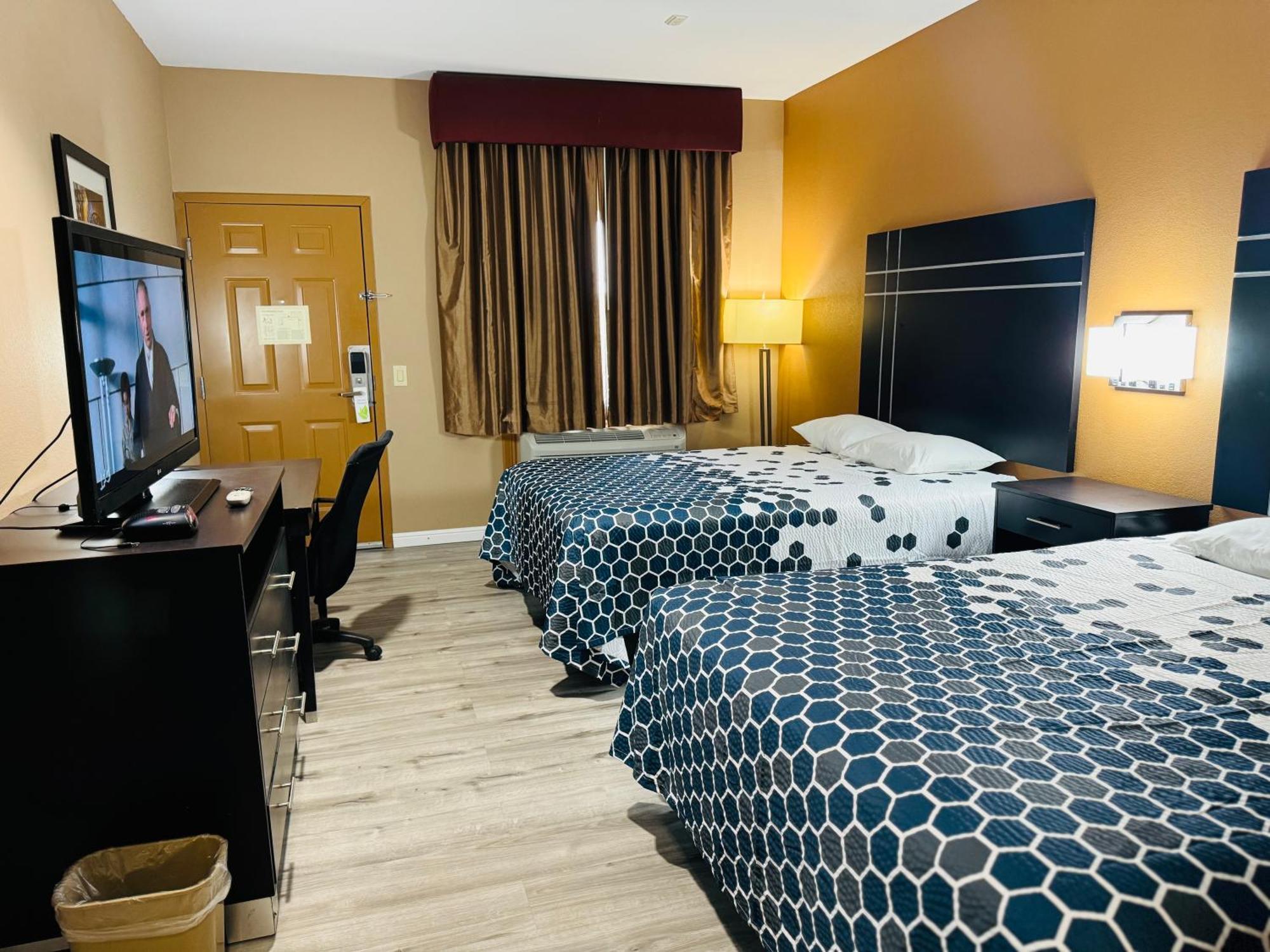 Executive Inn & Suites Floresville Exterior photo